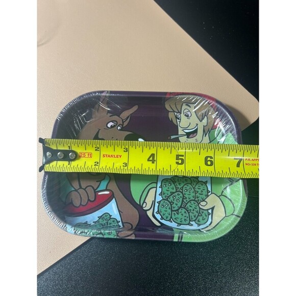NEW Scooby Doo Cartoons Grinder Rolling Tray Metal Lightweight Gifting - Picture 2 of 4